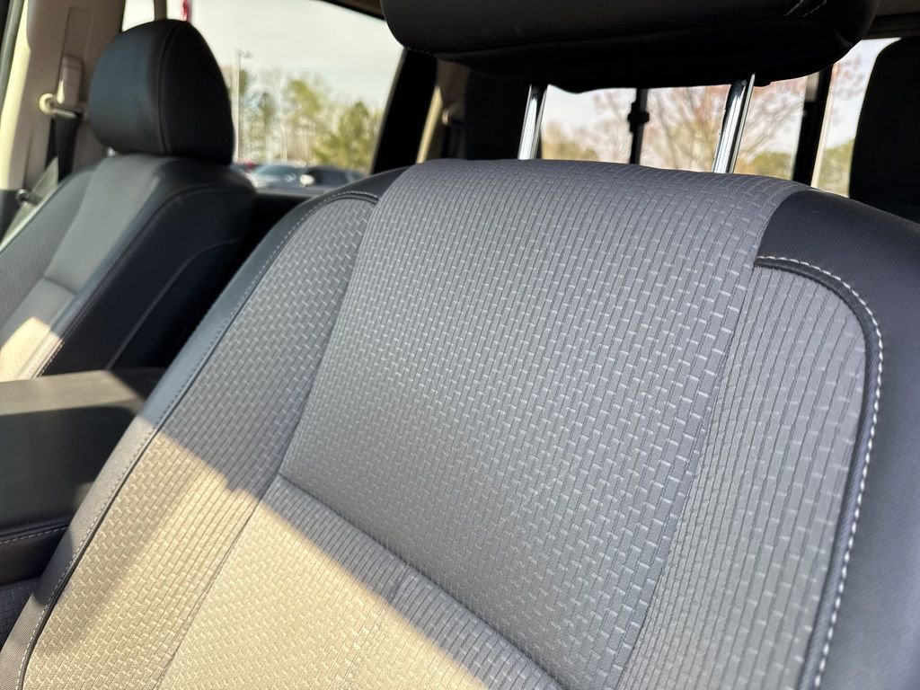 Used 2021 Nissan Titan S w/ S Utility Package image 14