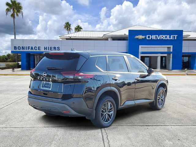 Used 2023 Nissan Rogue S image 4