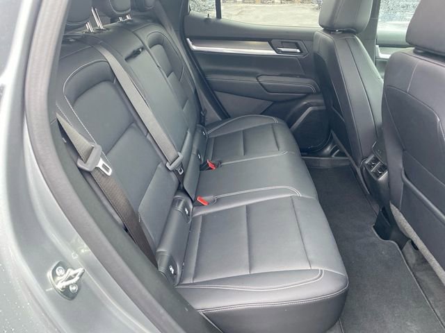 Used 2025 GMC Terrain Elevation w/ Elevation Premium Package image 25