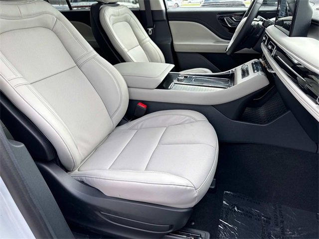New 2025 Lincoln Aviator Reserve image 9