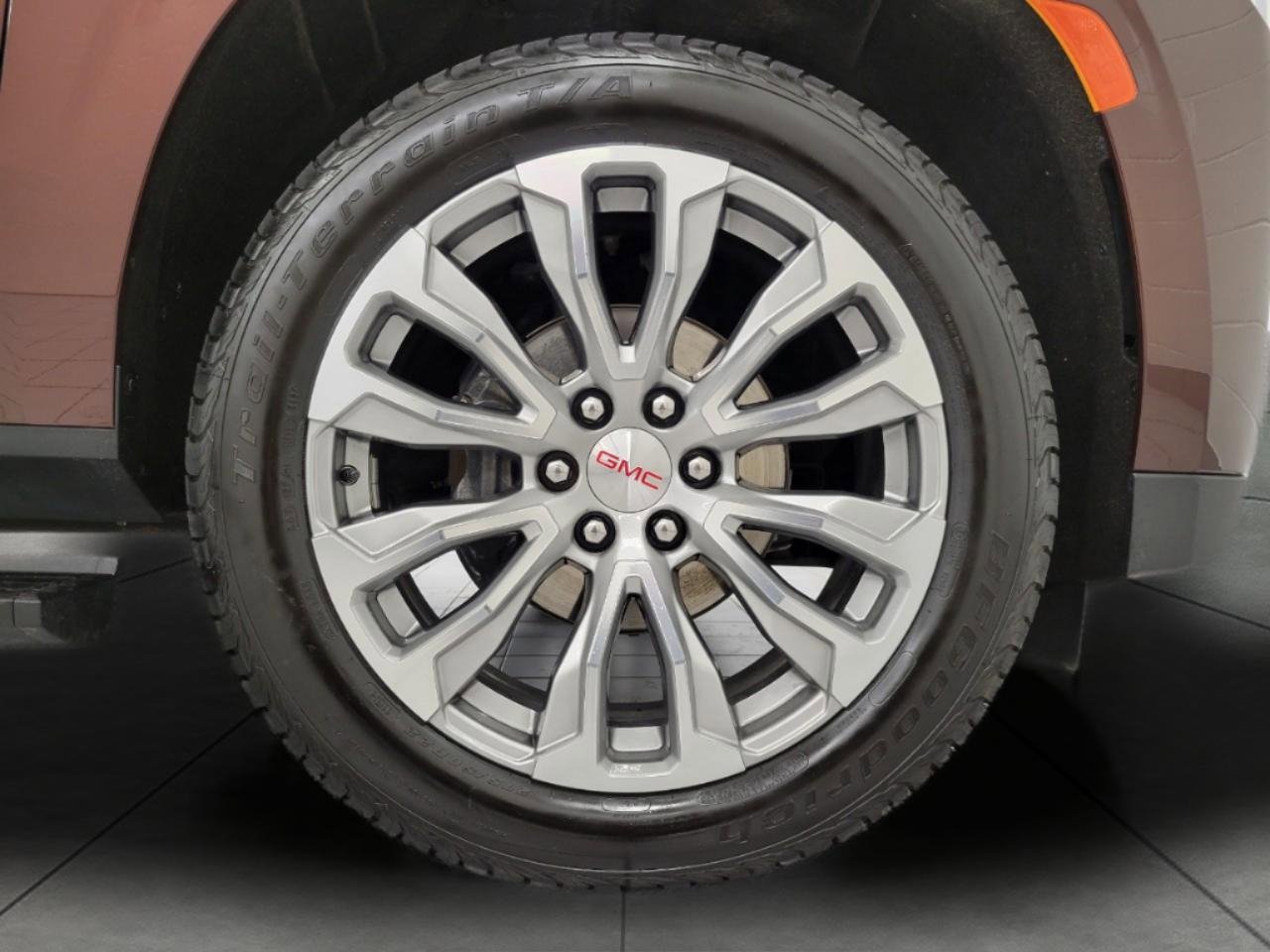 Used 2022 GMC Yukon Denali image 4