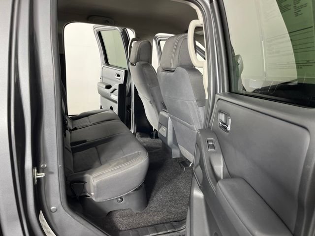 Used 2022 Nissan Frontier SV RWD image 44