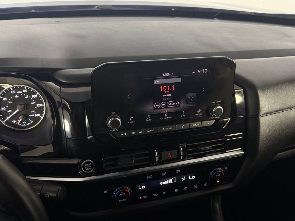 Used 2024 Nissan Pathfinder SV w/ Cargo Package FWD image 18