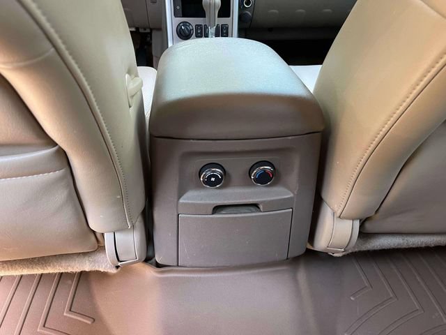 Used 2012 Nissan Pathfinder Silver AWD/4WD image 16