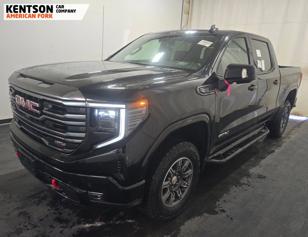 Used 2024 GMC Sierra 1500 AT4 w/ AT4 Premium Package image 5