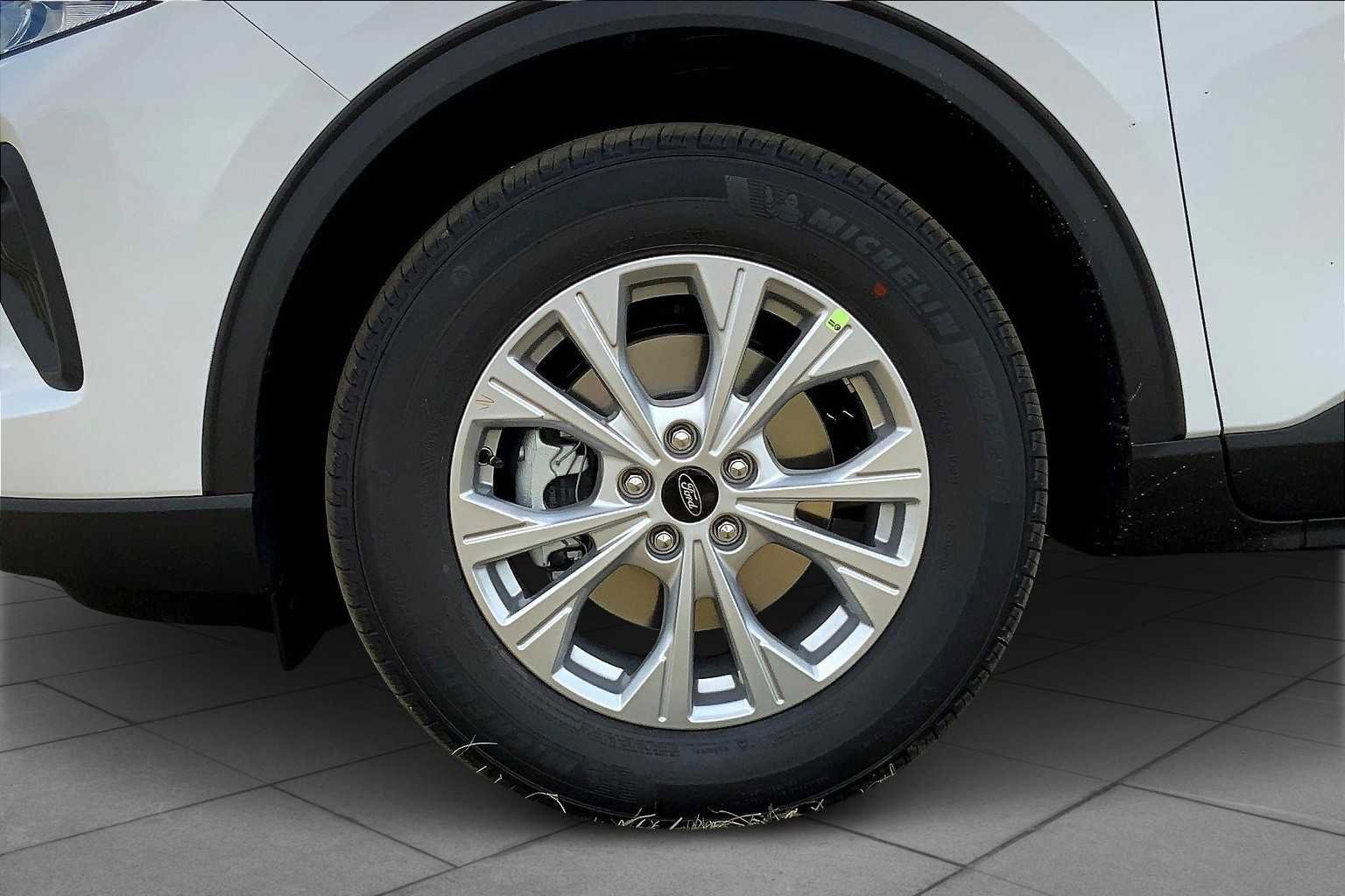 New 2026 Ford Escape Active w/ Active Premium Tech Pack FWD image 12