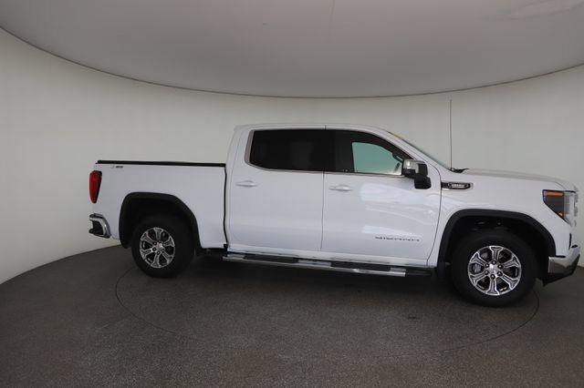 Used 2023 GMC Sierra 1500 SLE AWD/4WD image 24