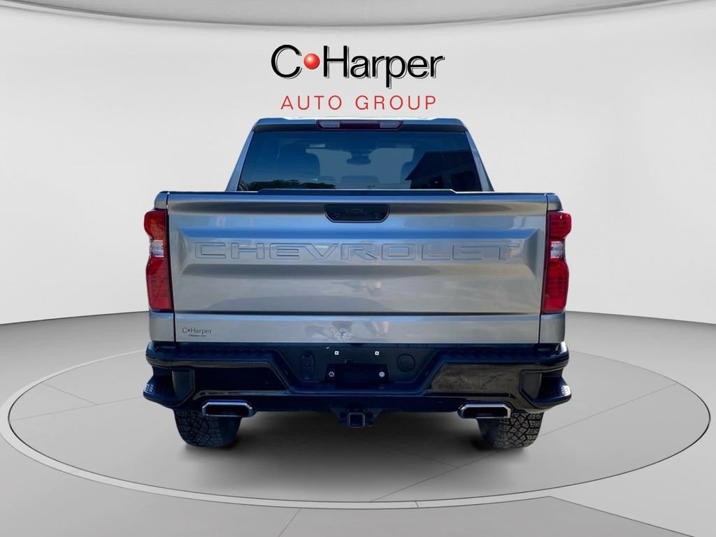 Used 2025 Chevrolet Silverado 1500 Custom Trail Boss w/ LPO, Dark Essentials Package AWD/4WD image 4