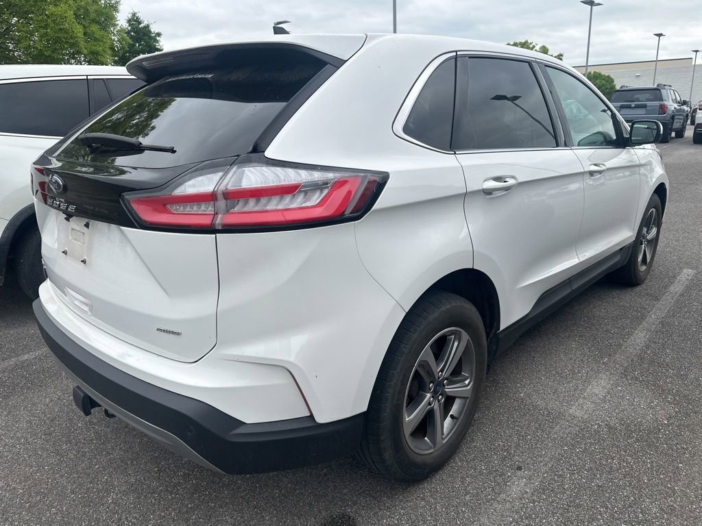 Used 2021 Ford Edge SEL w/ Convenience Package AWD/4WD image 2