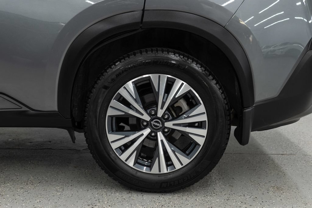 Used 2023 Nissan Rogue SV w/ SV Premium B Package AWD/4WD image 31
