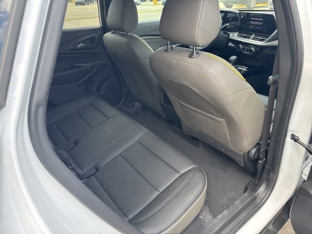 Used 2025 Chevrolet Trax ACTIV w/ Driver Confidence Package FWD image 19