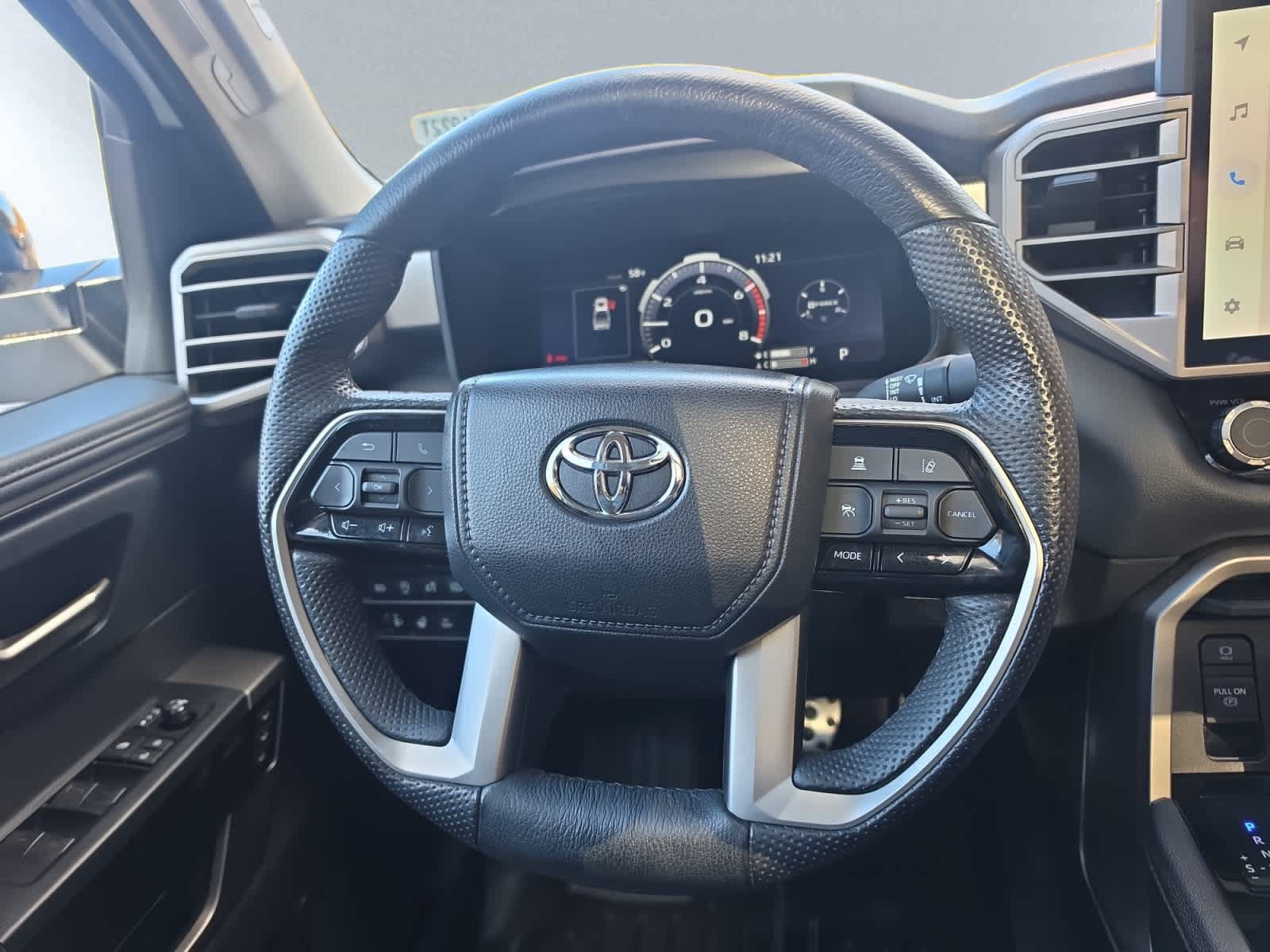 Used 2024 Toyota Tundra Limited w/ TRD Off-Road Package AWD/4WD image 17
