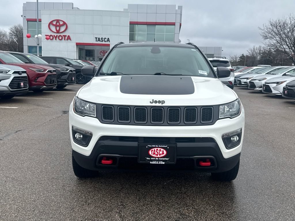 Used 2019 Jeep Compass Trailhawk video 2