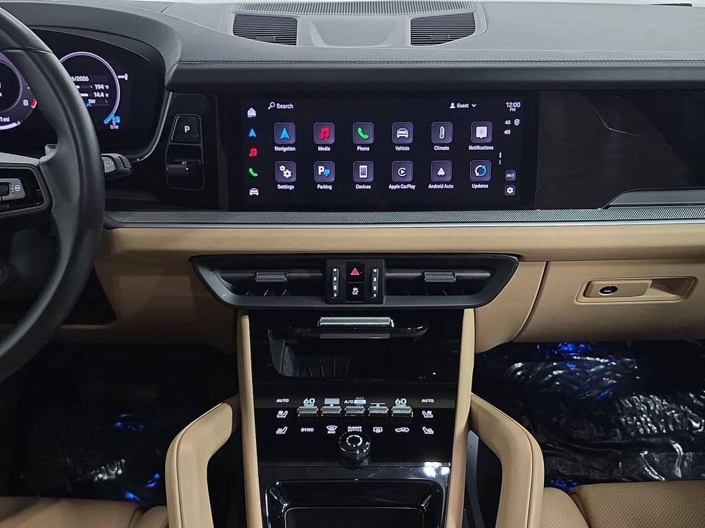 Certified 2024 Porsche Cayenne AWD/4WD image 16