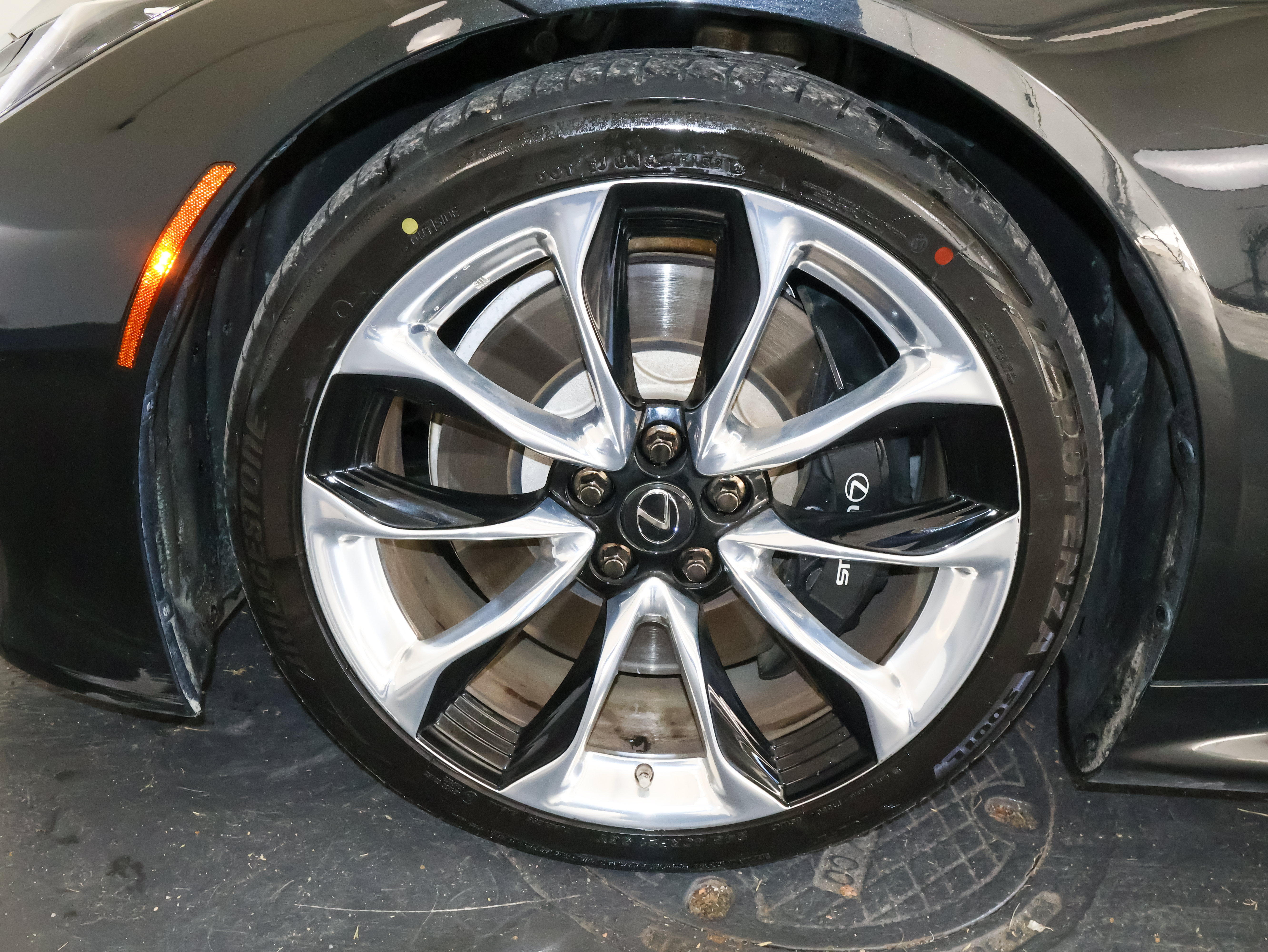 Used 2021 Lexus LC 500 Convertible w/ Touring Package RWD image 40