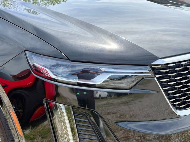 Used 2024 Cadillac XT6 Premium Luxury w/ Technology Package image 4