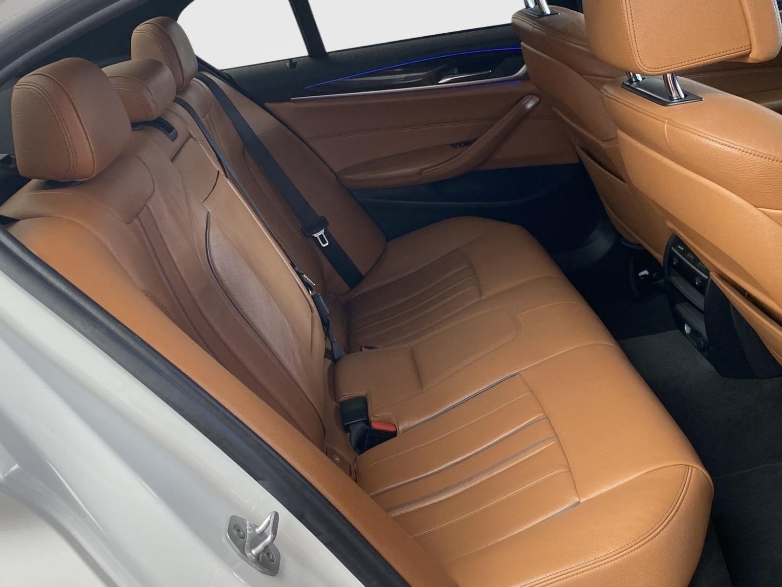 Used 2017 BMW 530i xDrive AWD/4WD image 13