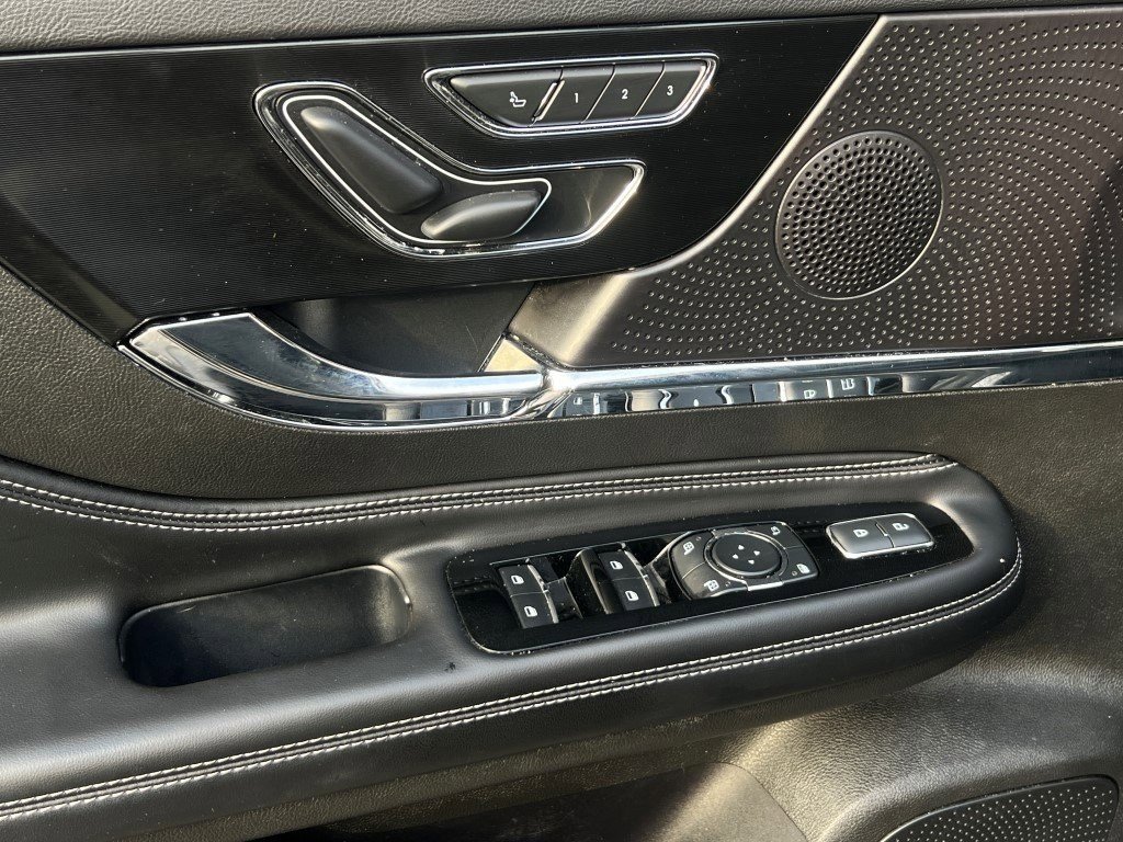 Used 2023 Lincoln Corsair FWD image 16