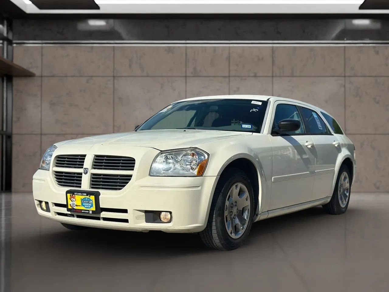 Used 2005 Dodge Magnum SE w/ Convenience Group I RWD image 3