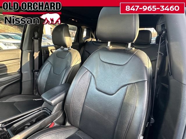 Used 2023 Jeep Compass Limited w/ Elite Group for (Red) Edition AWD/4WD image 12