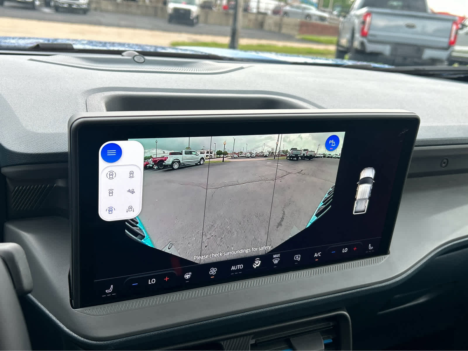 New 2025 Ford Maverick Lobo image 59