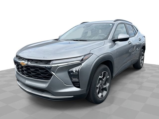 Used 2025 Chevrolet Trax LT w/ Sunroof Package