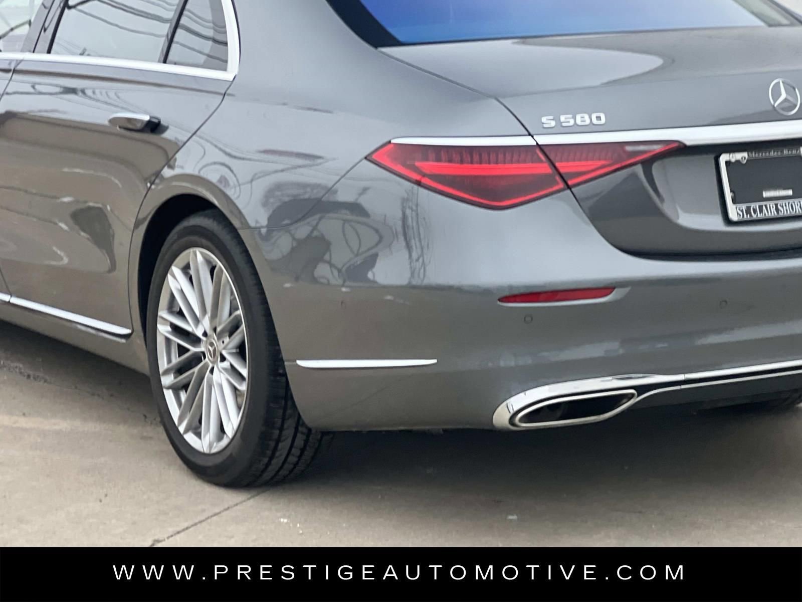 Used 2023 Mercedes-Benz S 580 4MATIC Sedan image 4