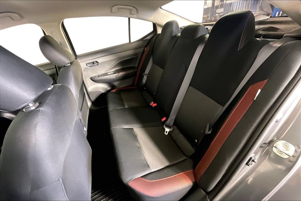 Used 2025 Nissan Versa SR w/ Trunk Package FWD image 31