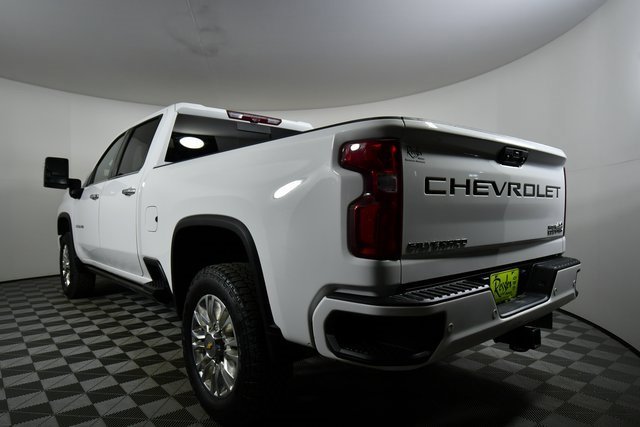 Used 2022 Chevrolet Silverado 3500 High Country w/ Technology Package image 13