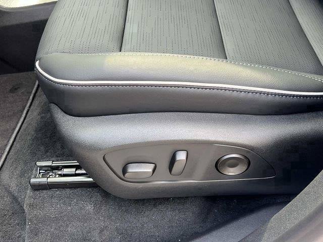 New 2026 Buick Enclave Sport Touring w/ Power Package AWD/4WD image 21