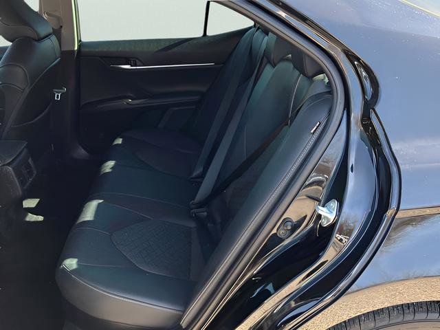 Used 2021 Toyota Camry XSE w/ Cold Weather Package image 17