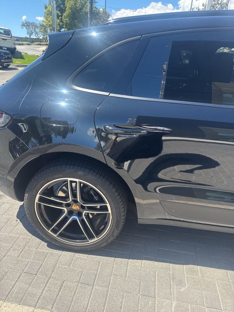 Used 2021 Porsche Macan image 10