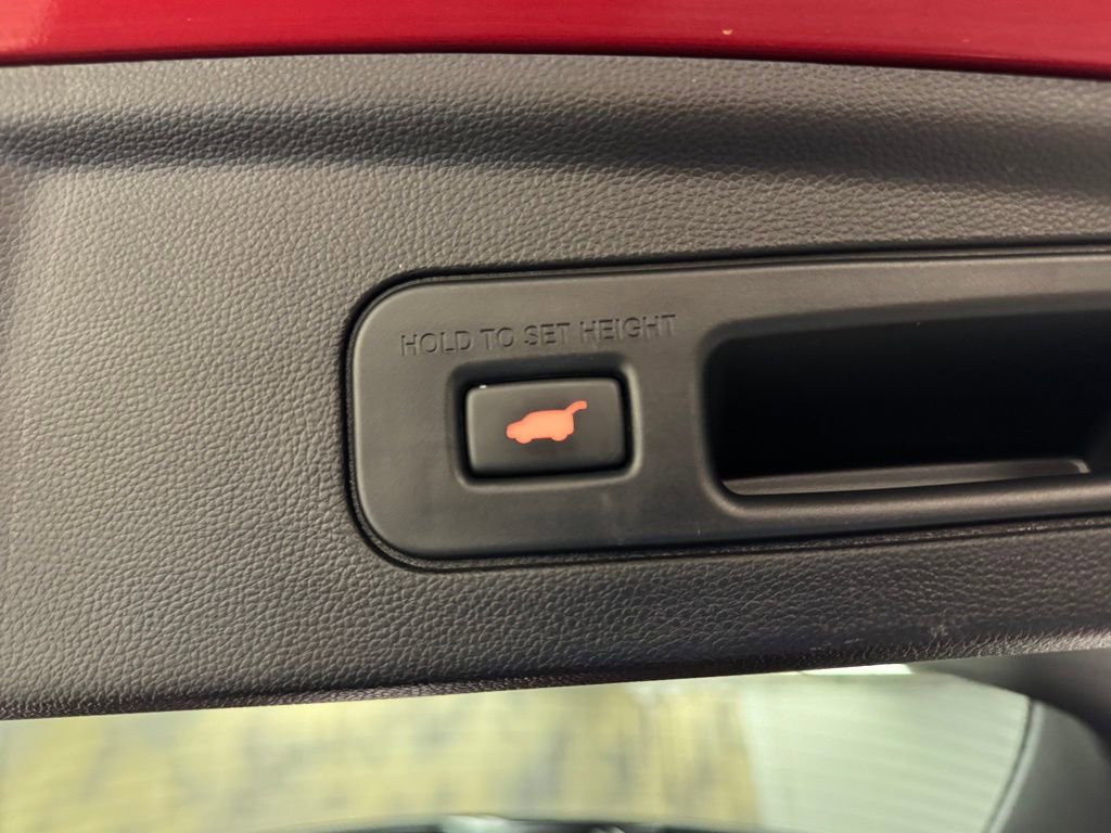 Used 2023 Acura MDX A-Spec image 37