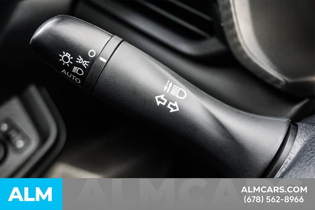 Used 2025 Nissan Sentra S image 30