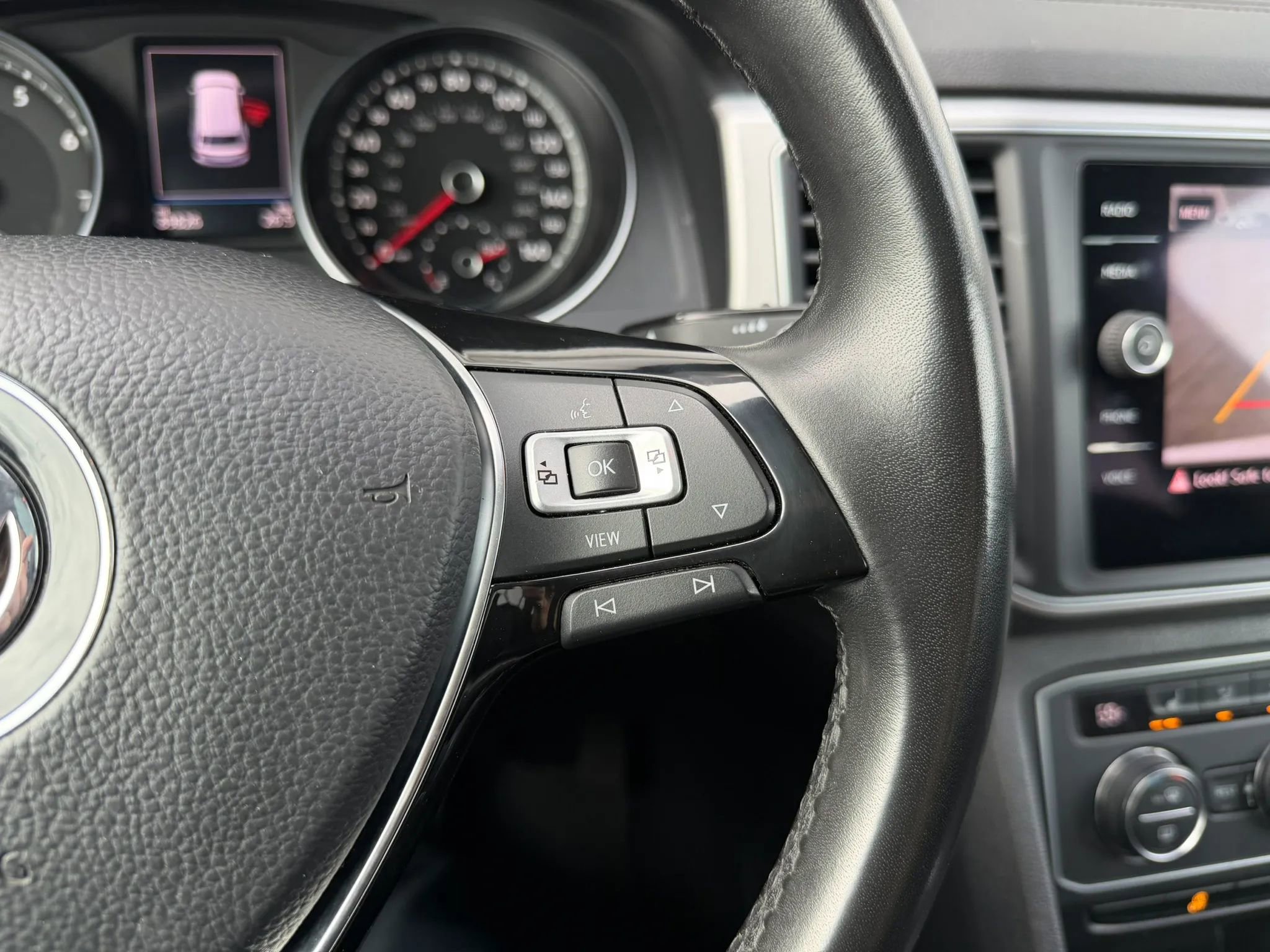 Used 2019 Volkswagen Atlas SE w/ Panoramic Sunroof Package image 29