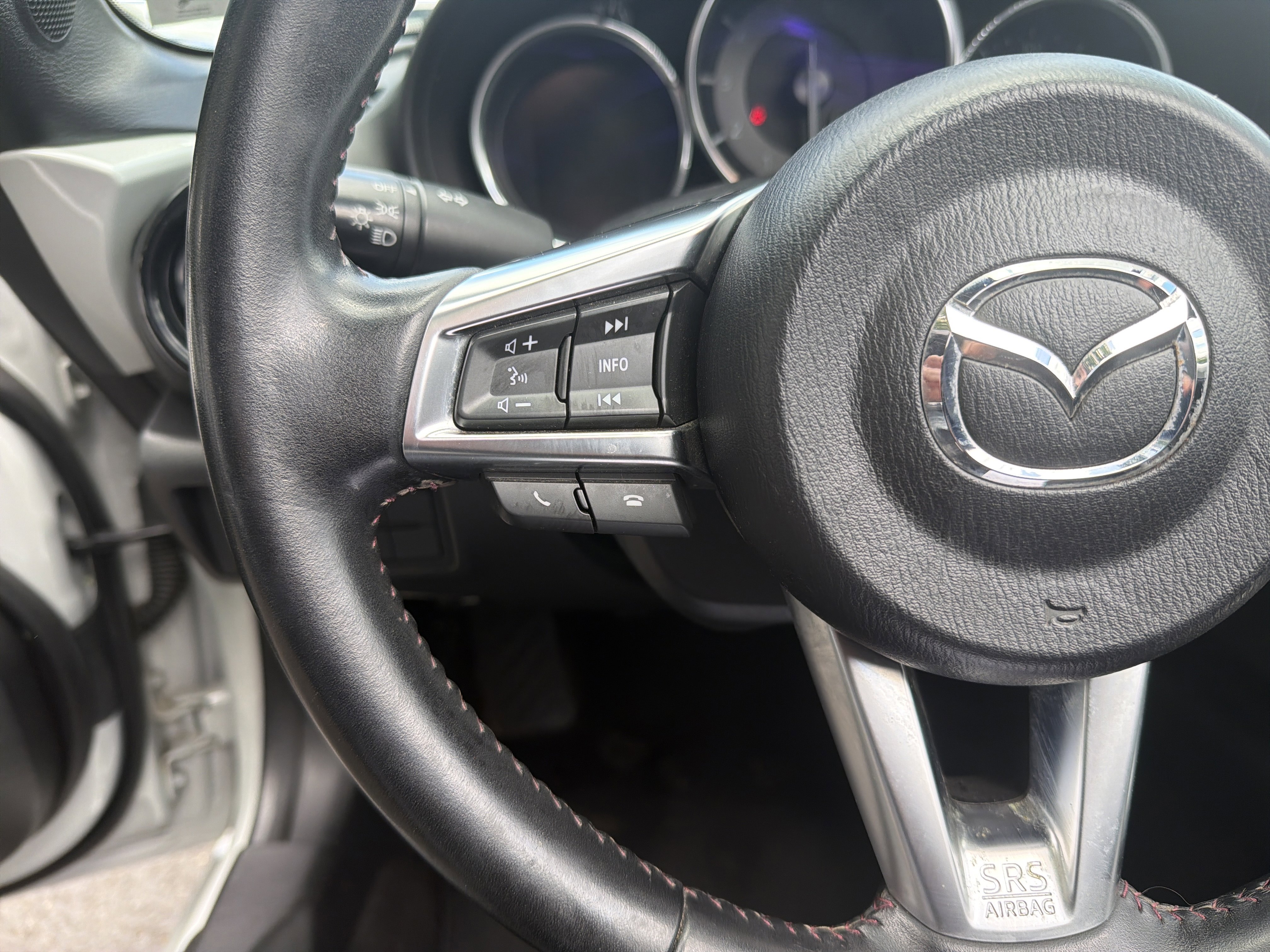 Used 2016 MAZDA MX-5 Miata Club w/ Brembo/BBS Package RWD image 19