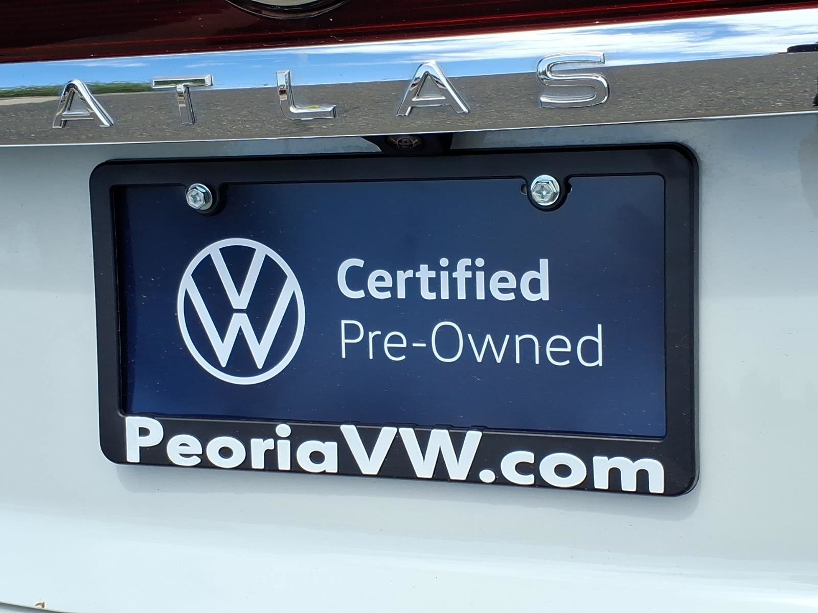 Certified 2024 Volkswagen Atlas Cross Sport SE w/ Panoramic Sunroof Package FWD image 15