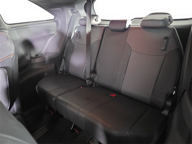 Used 2022 Toyota Sienna XSE image 19