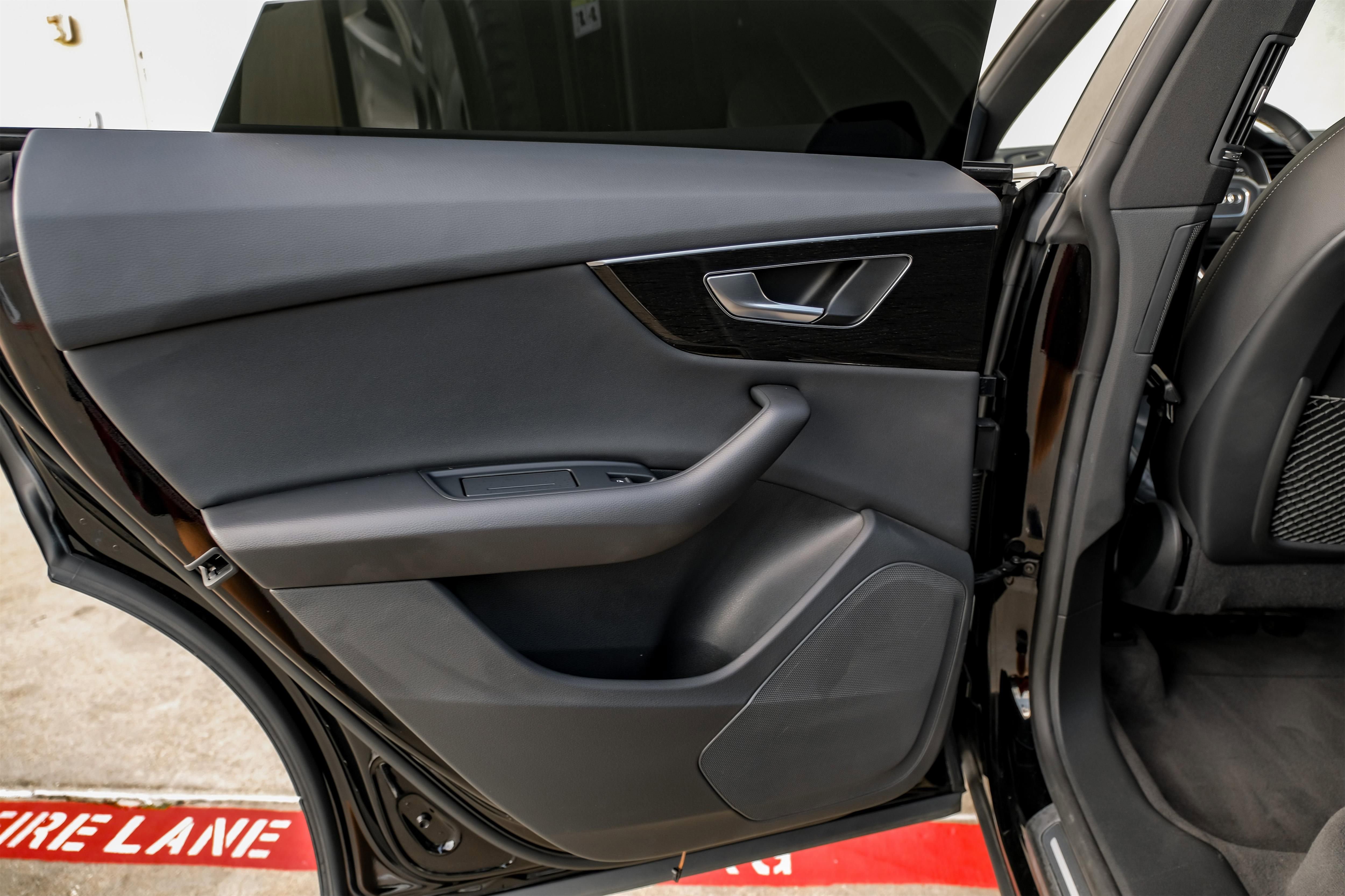 Used 2021 Audi Q8 Premium w/ Convenience Package image 42