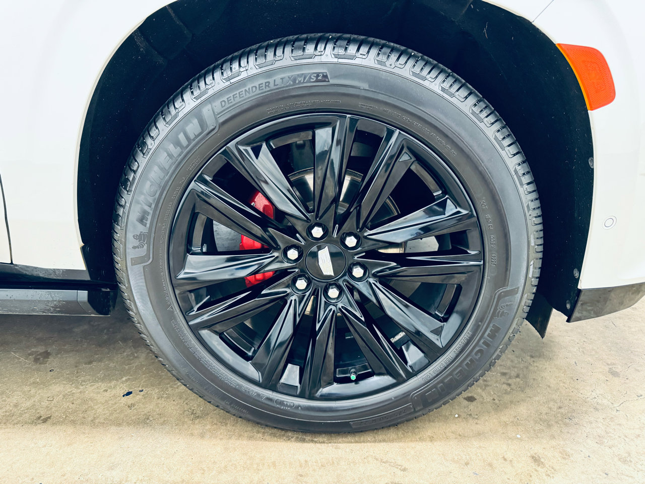 Used 2022 Cadillac Escalade Sport Platinum w/ Heavy-Duty Trailer Package image 11