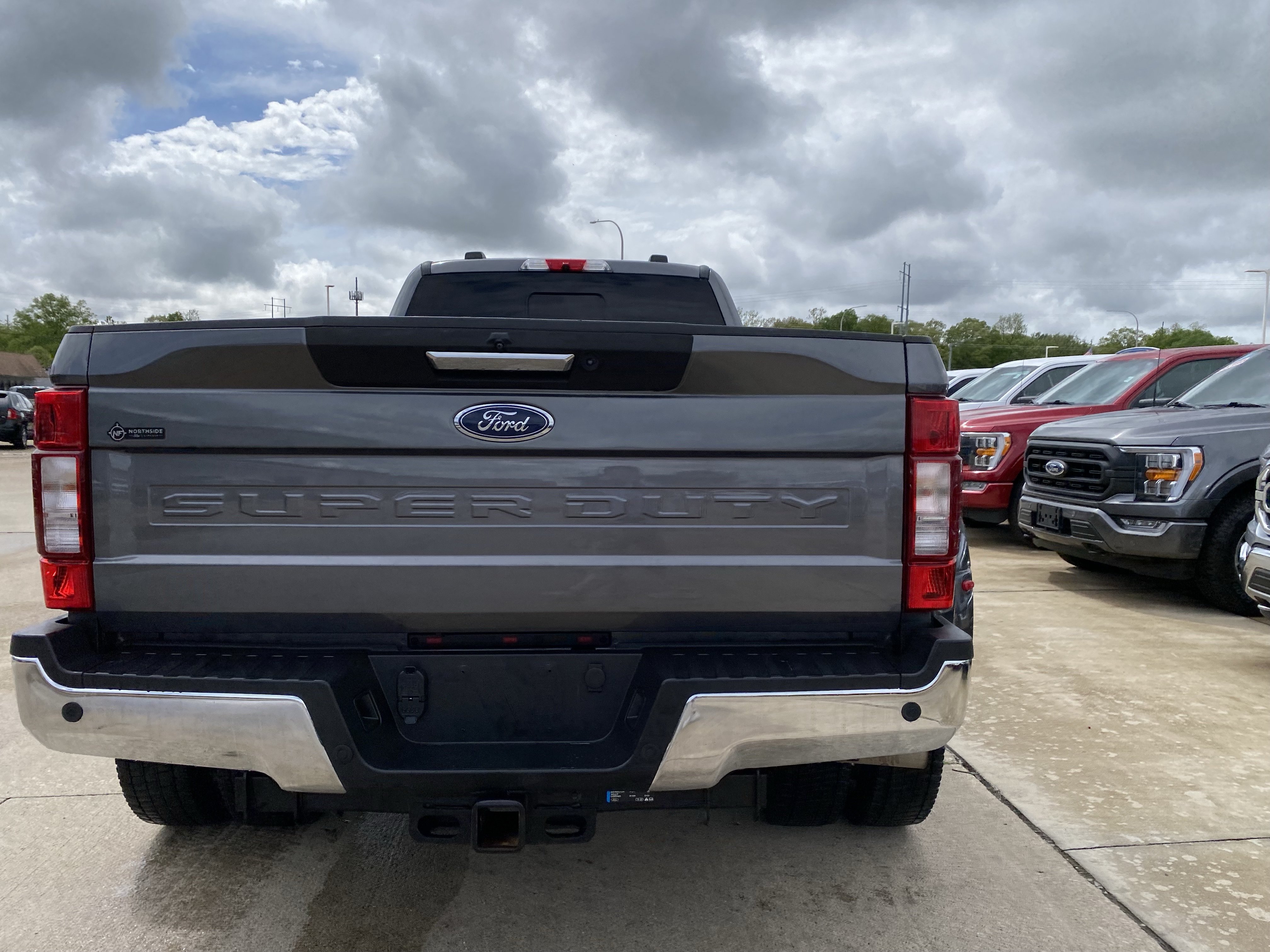 Used 2022 Ford F450 Lariat w/ Lariat Value Package AWD/4WD image 9
