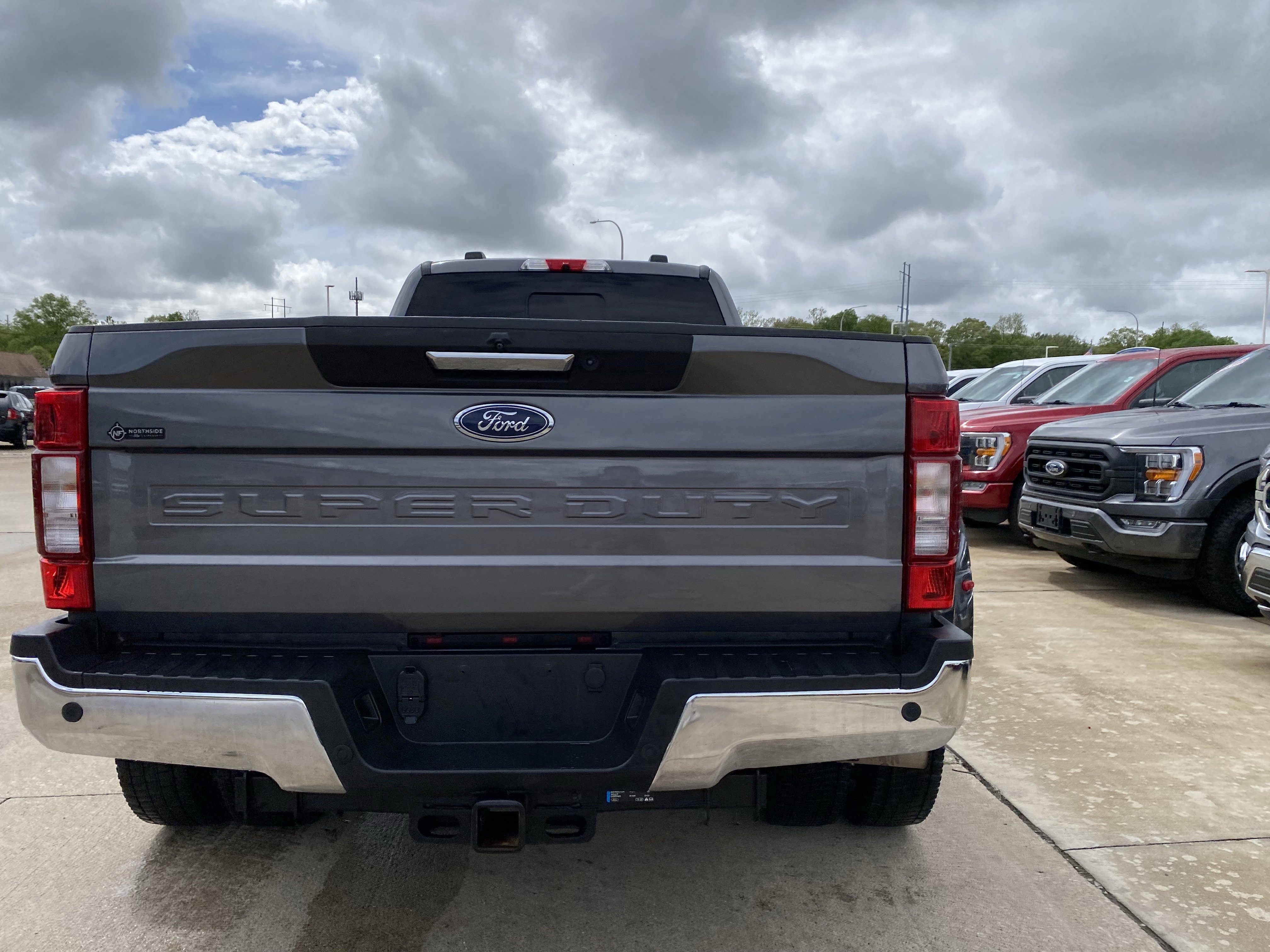 Used 2022 Ford F450 Lariat w/ Lariat Value Package AWD/4WD image 9