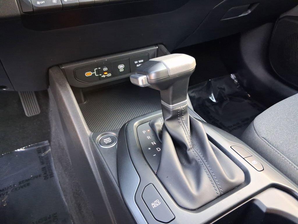 Used 2025 Kia K4 LXS image 22