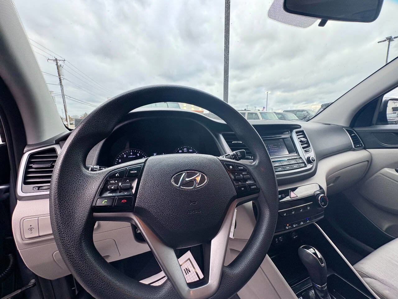 Used 2016 Hyundai Tucson SE w/ Option Group 02 image 11