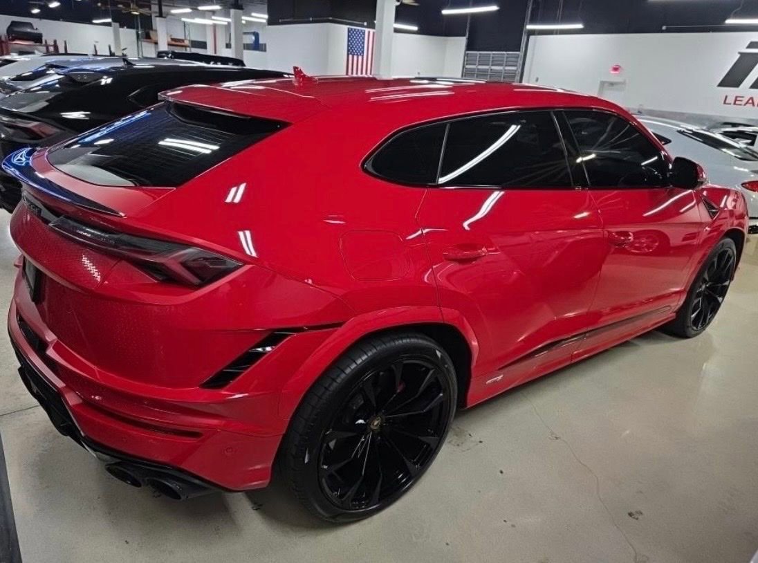 Used 2023 Lamborghini Urus S image 5