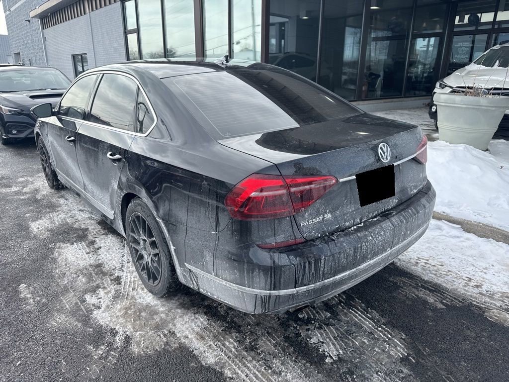 Used 2017 Volkswagen Passat 1.8T SE image 4