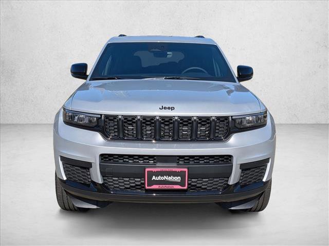 New 2025 Jeep Grand Cherokee L Altitude image 5