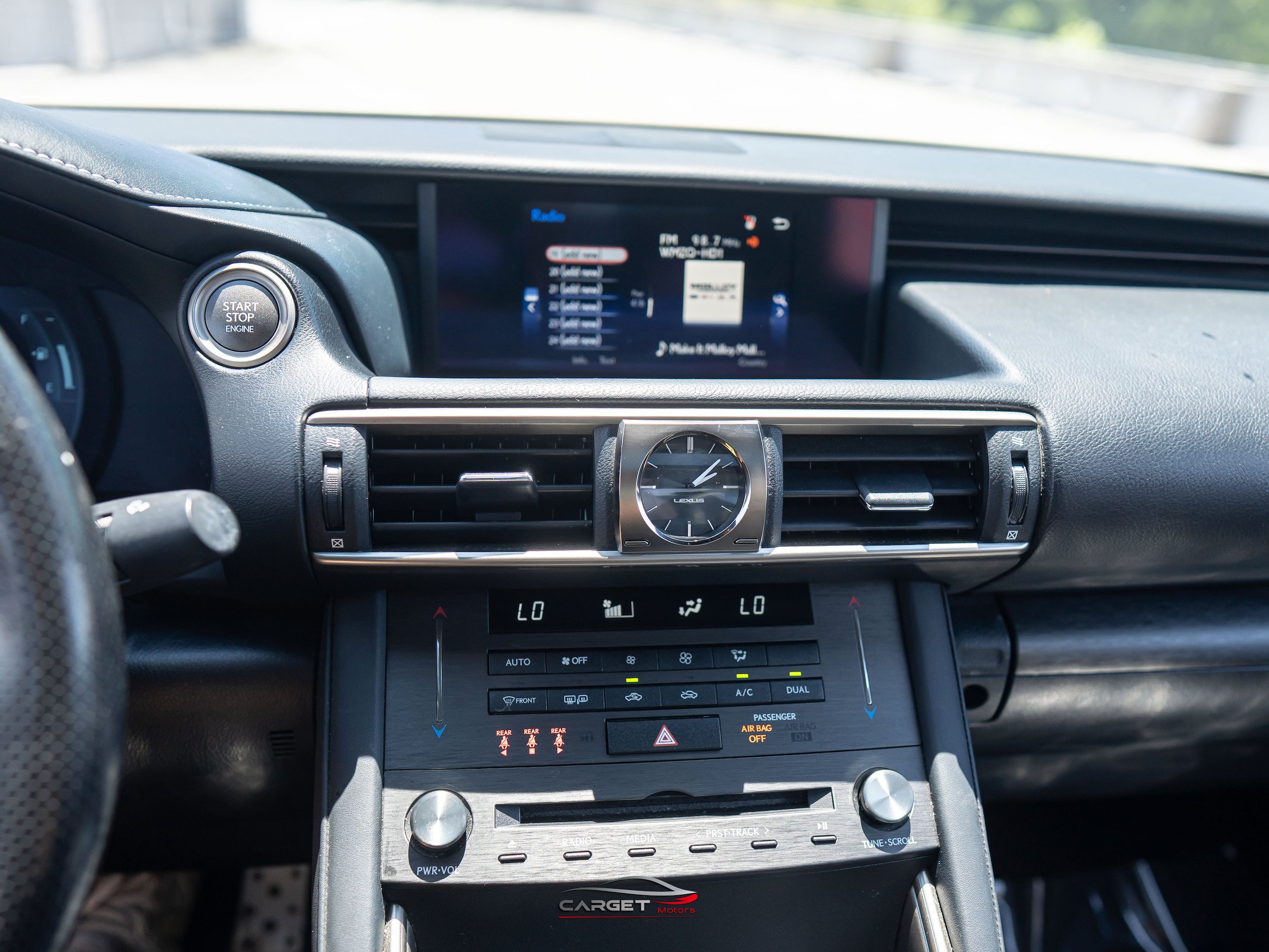Used 2019 Lexus IS 300 F Sport w/ F Sport Package RWD image 29