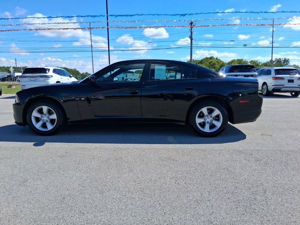 Used 2013 Dodge Charger SE RWD image 12