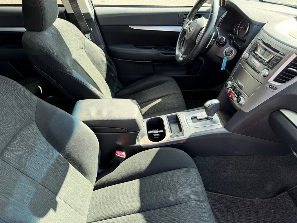 Used 2013 Subaru Outback 2.5i Premium image 16
